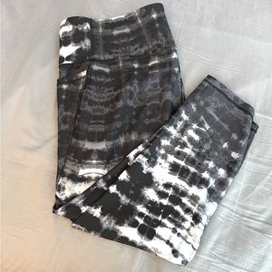 PowerSoft Legging (black & white)